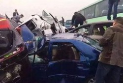 爆料女记者车祸事件视频,真相与疑云交织